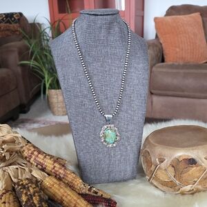Beautiful NWT Native American Navajo Turquoise Pendant & Pearl Necklace 🩵🎁🤎